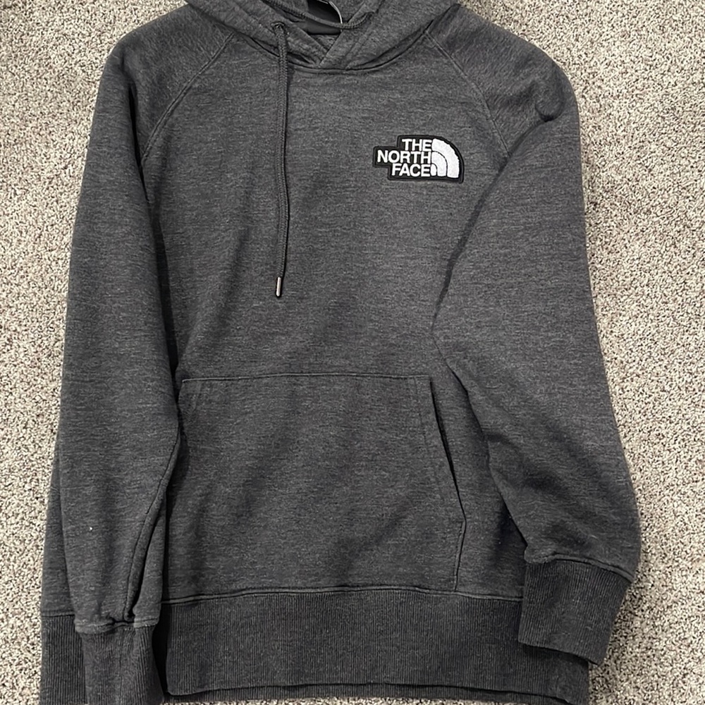 Grey north face gossip women’s small barley worn no peeling!